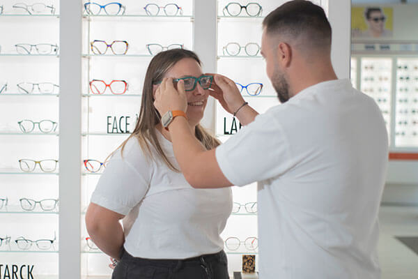 moda visual en ABRAVISIÓN Óptica en El Ejido